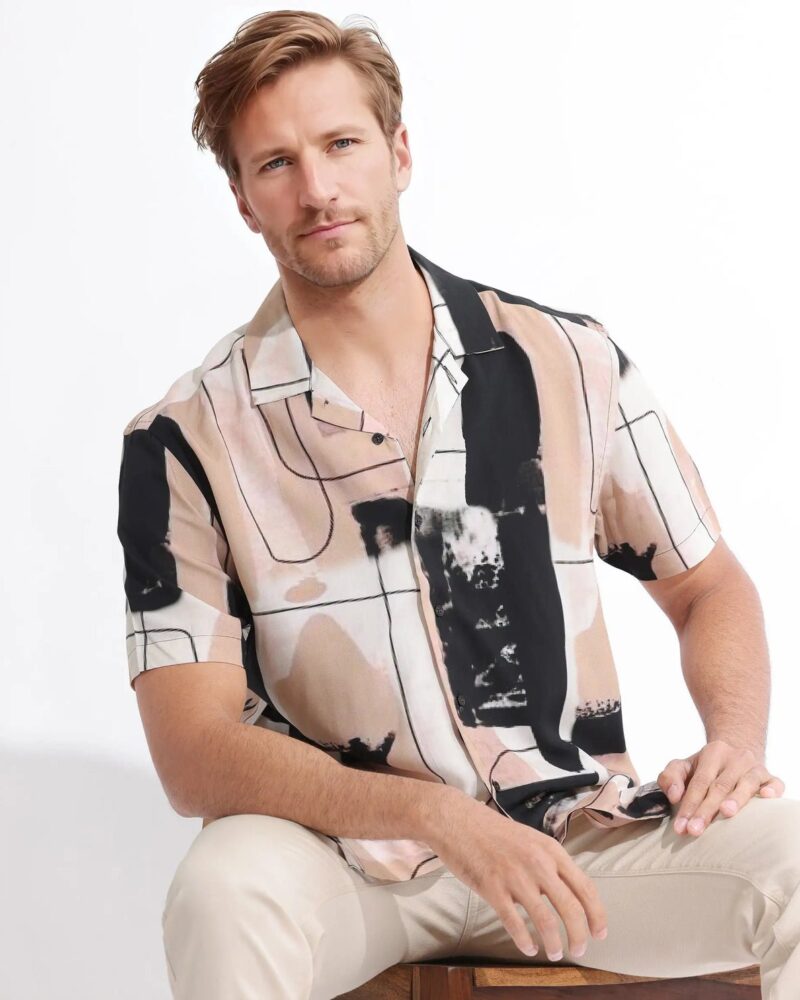 ABSTRACT PRINT SHIRT
BEXLEY - BEIGE